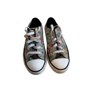 Kids, gray converse bugs‎ size 1